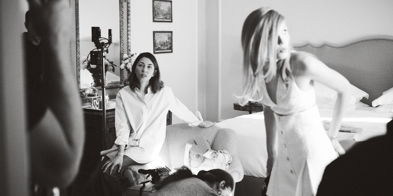 Sofia Coppola før visningen av Chanel Cruise 25/26.